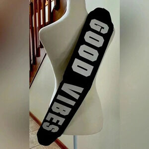 PINK by Victoria’s Secret | “Good Vibes” can sleeve/yoga mat sling carrier